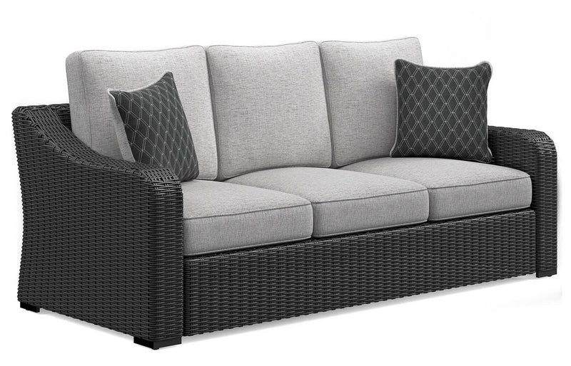 Beachcroft Outdoor Set