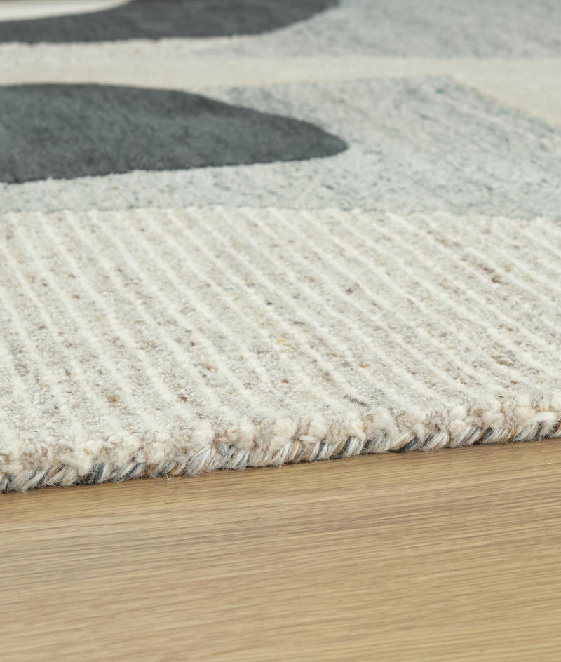 Edrickhill 8' x 10' Rug