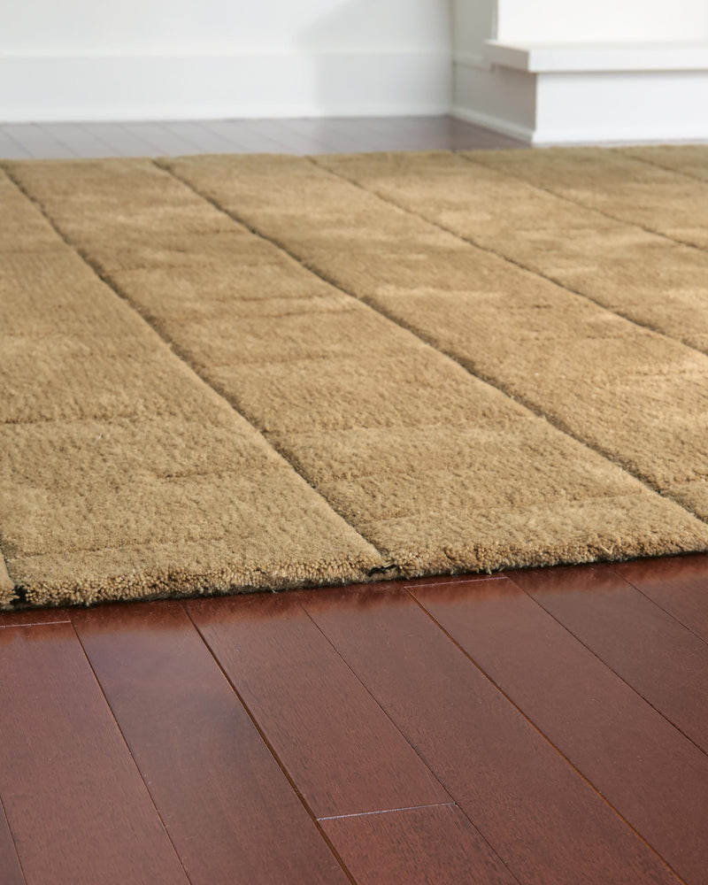 Luzmont Rug