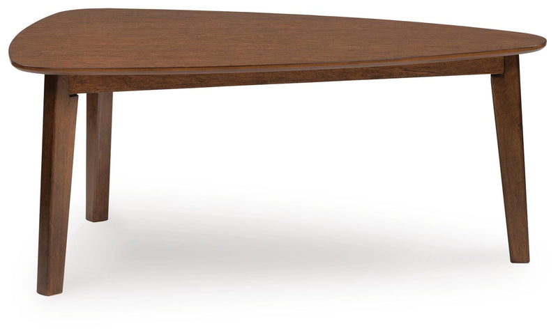 Lyncott Table (Set of 3)